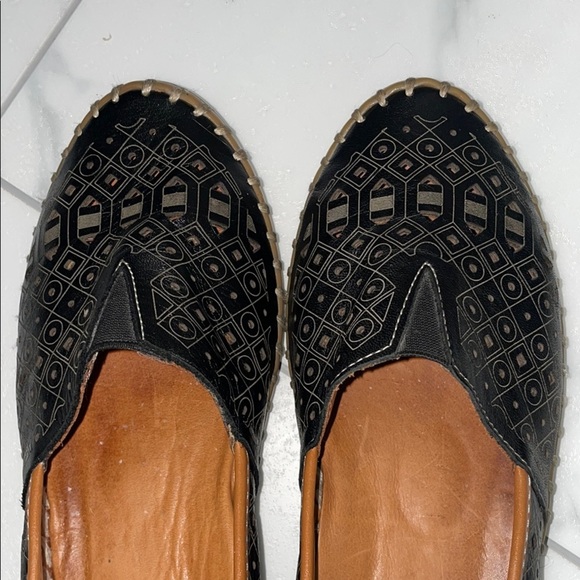 Soft Leather Comfortable Loafers Black with Tan - Picture 9 of 10